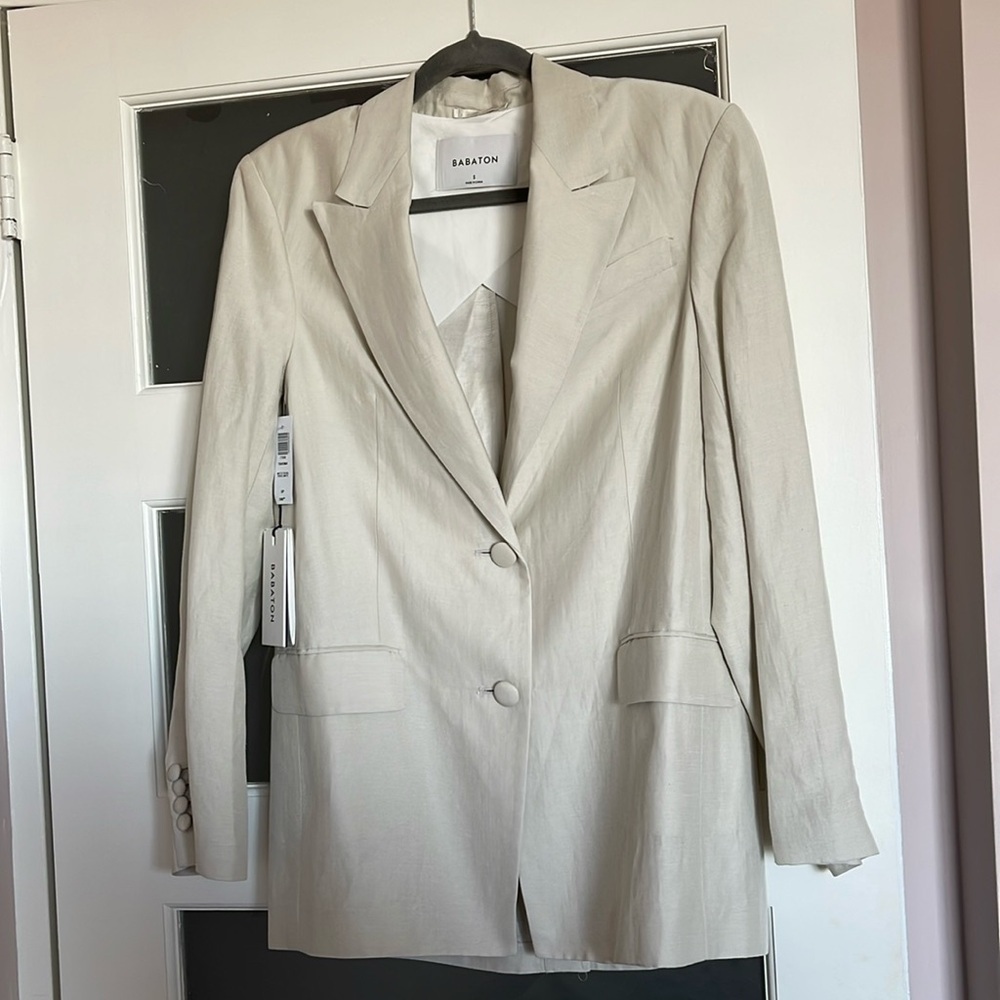 Aritzia Babaton viscose linen blend blazer in matte pearl